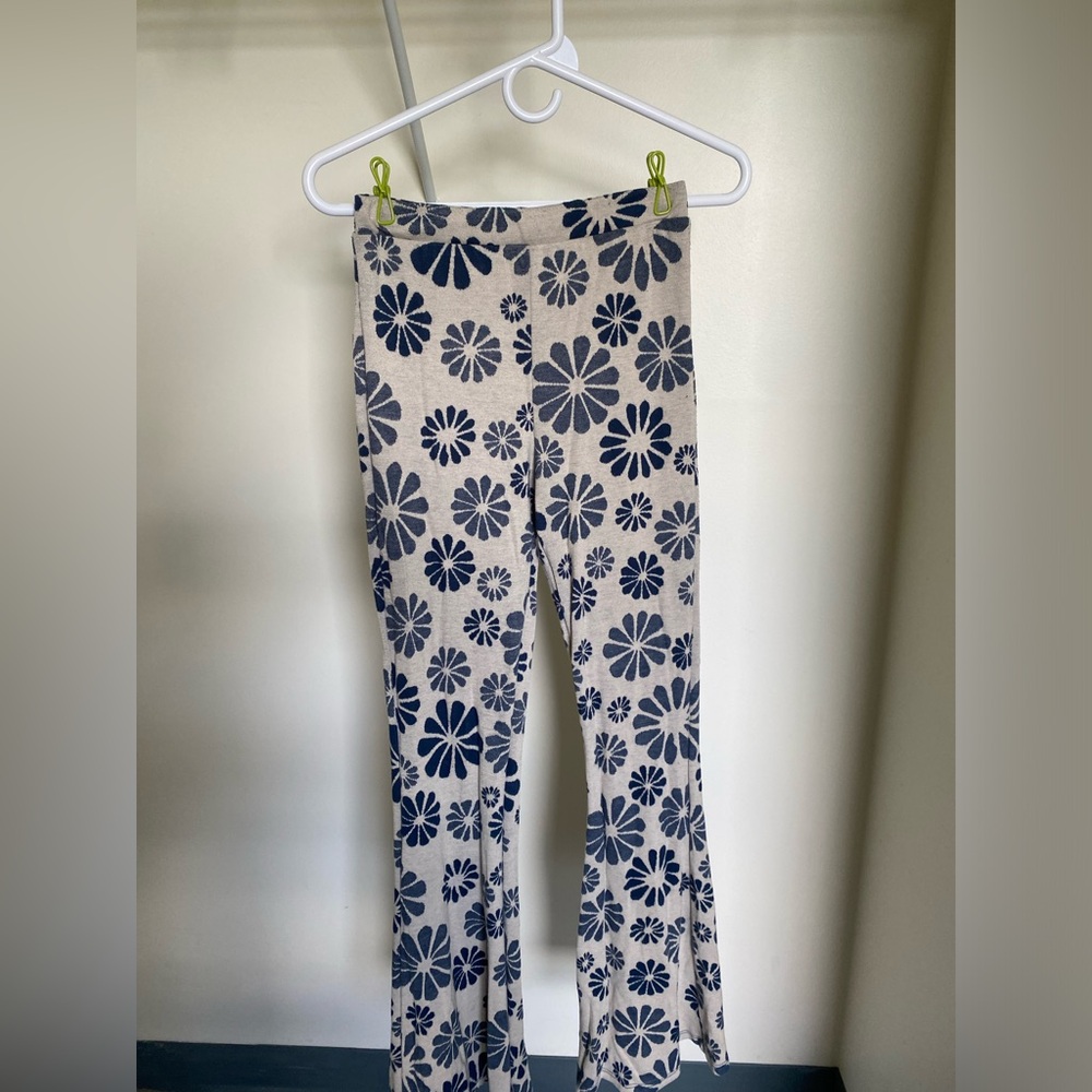 Altar’d state float knit flare pants size small